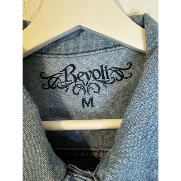 Revolt Women's Jean Jacket Size M Light Wash - Picture 7 of 7
